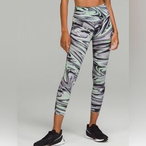Lululemon Base Pace HR Tight 25”